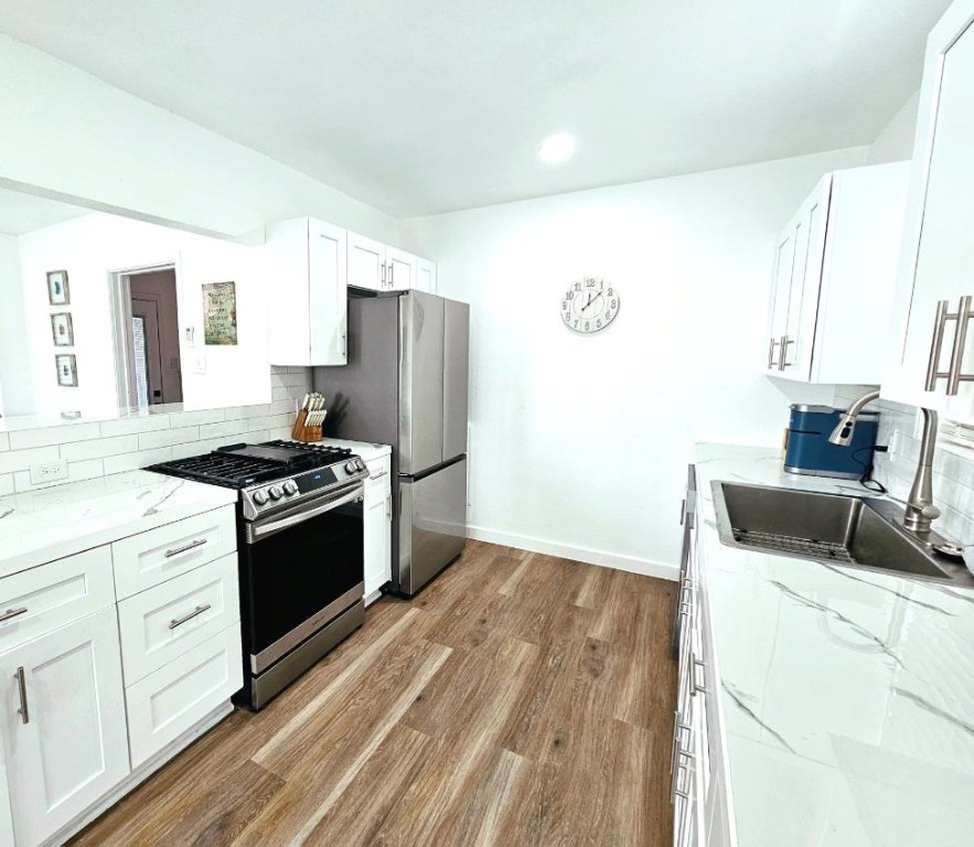 1117 Ocean Dr D Property Photo 3