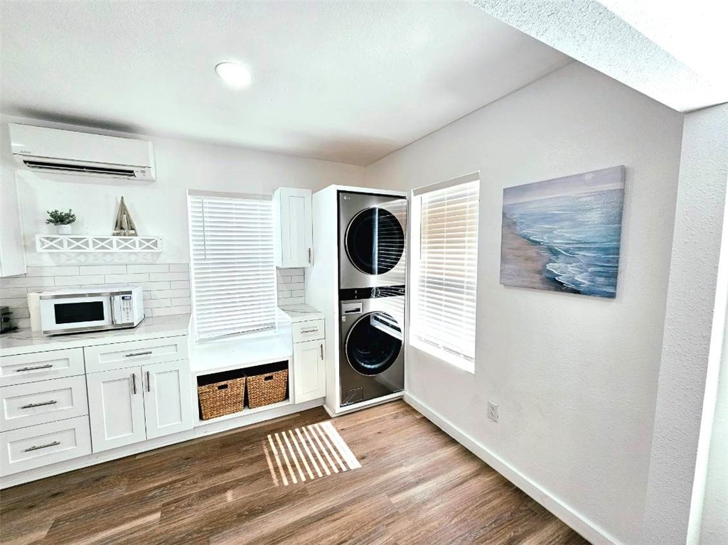 1117 Ocean Dr D Property Photo 4