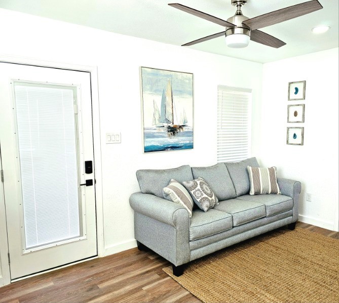 1117 Ocean Dr D Property Photo 5