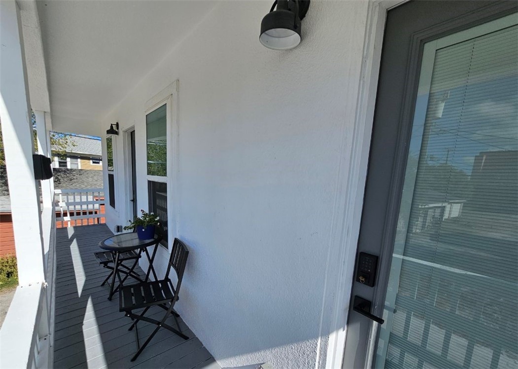 1117 Ocean Dr D Property Photo 10