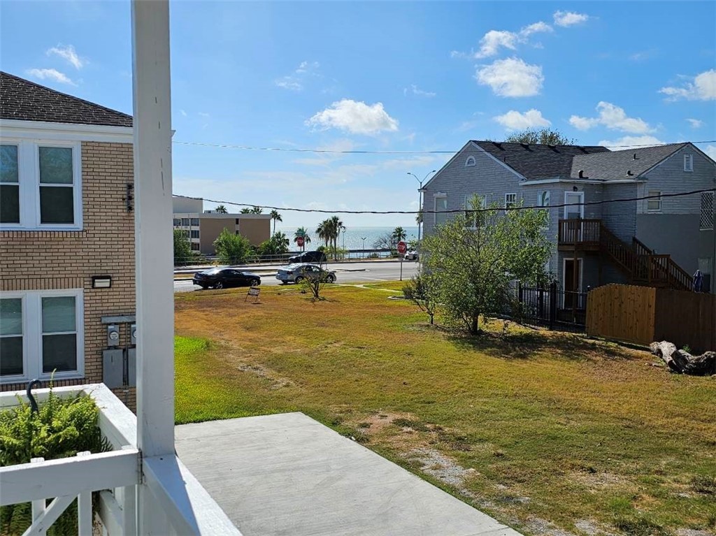 1117 Ocean Dr D Property Photo 12