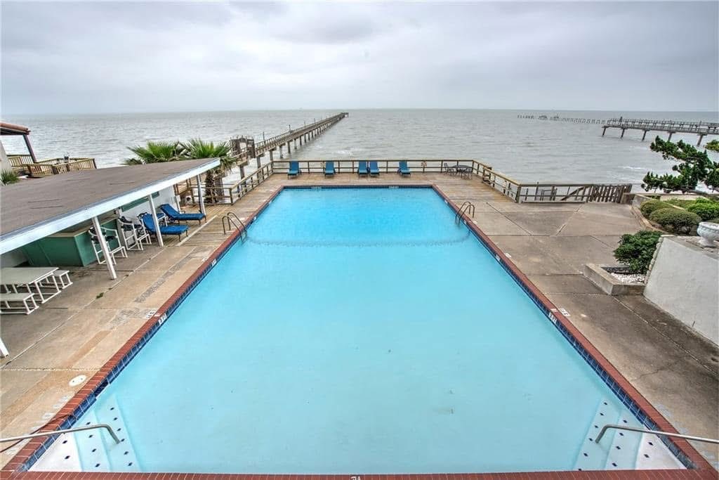 4302 Ocean Dr 42 Property Photo 11