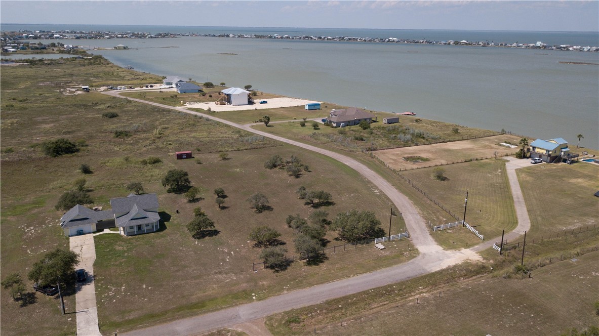 111 Bay Watch Dr. Dr Property Photo 8