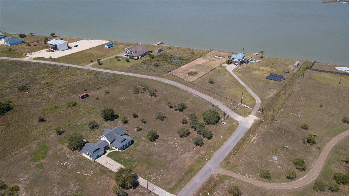 111 Bay Watch Dr. Dr Property Photo 10