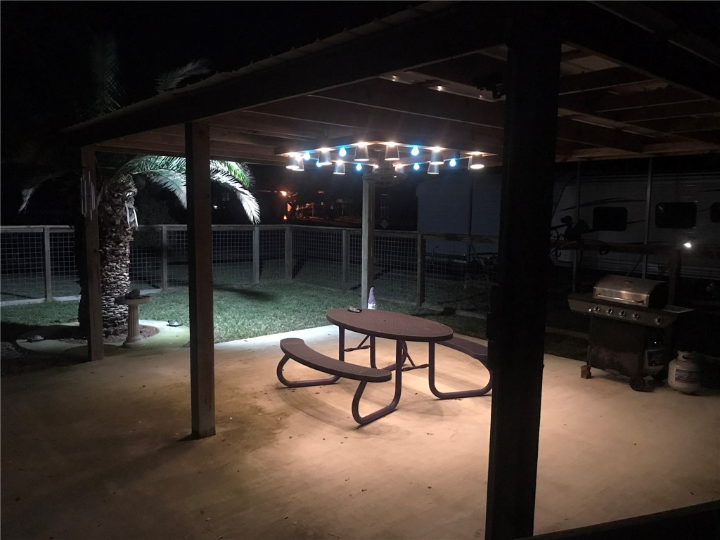 216 S Lake Dr Property Photo 21