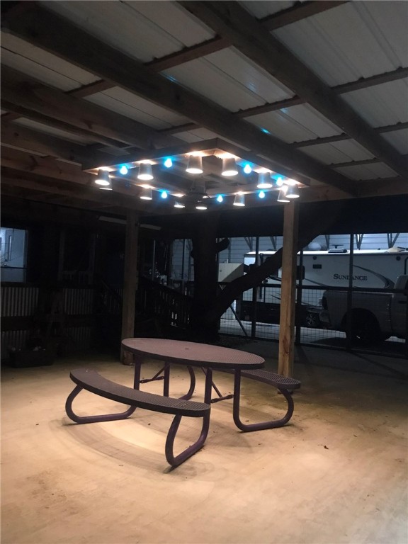 216 S Lake Dr Property Photo 22