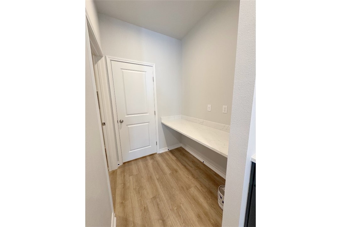 1944 Topwater Property Photo 10