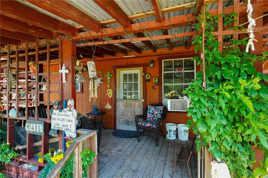 161 County Rd 300 Property Photo 6