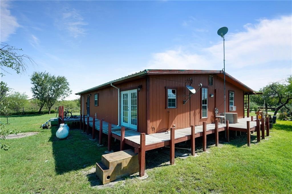 161 County Rd 300 Property Photo 14