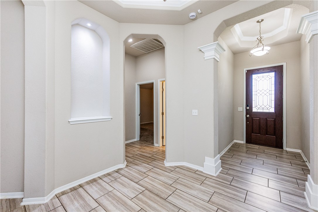 7805 Pavo Real St Property Photo 3