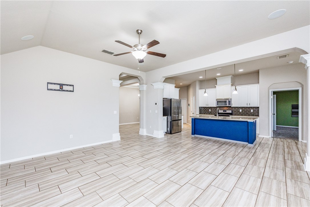 7805 Pavo Real St Property Photo 10