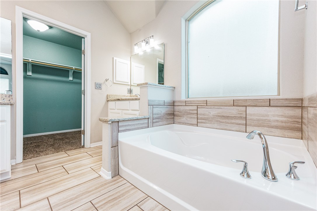 7805 Pavo Real St Property Photo 32