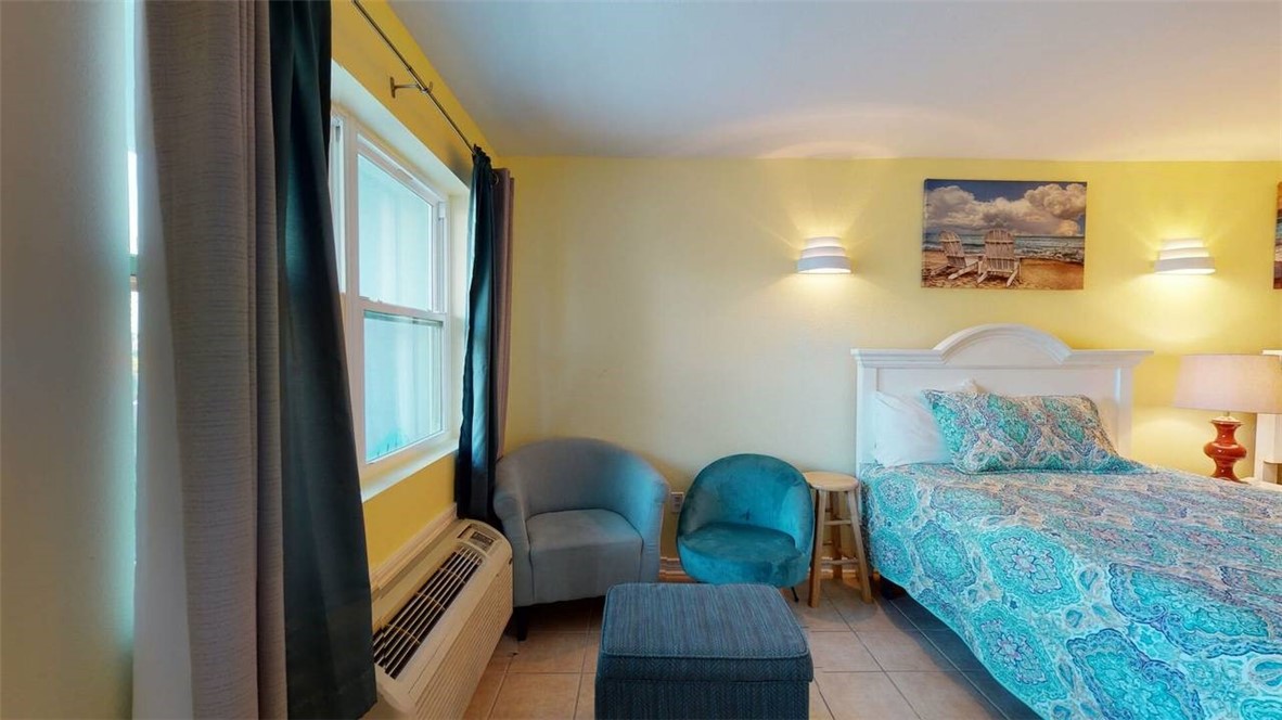 407 Beach Ave 123 Property Photo 10