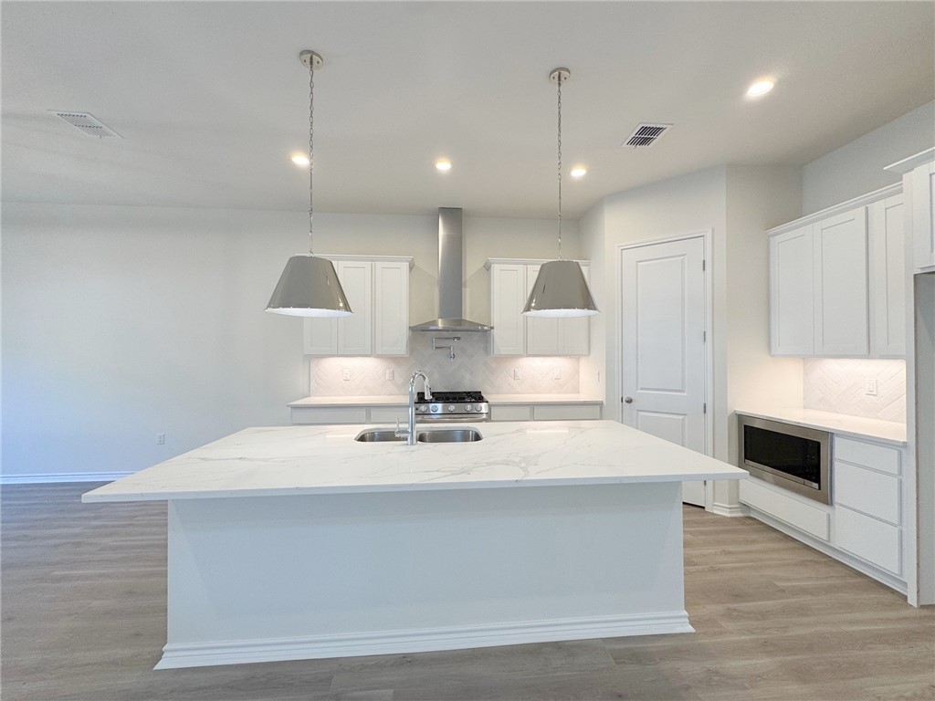 141 Broad Oak Dr Property Photo 7