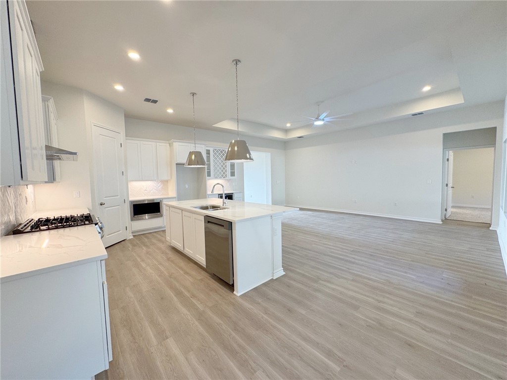 141 Broad Oak Dr Property Photo 9