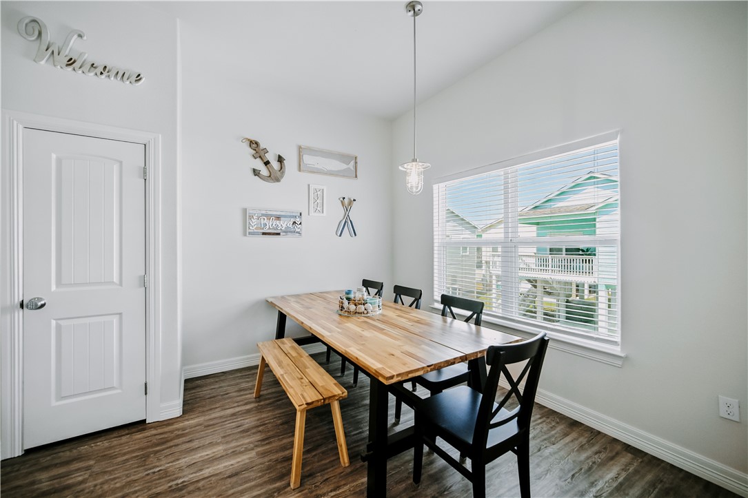 110 N Nautica Property Photo 4