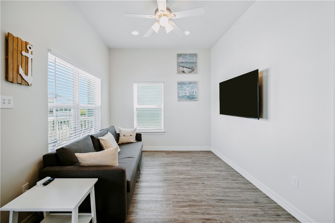 110 N Nautica Property Photo 6