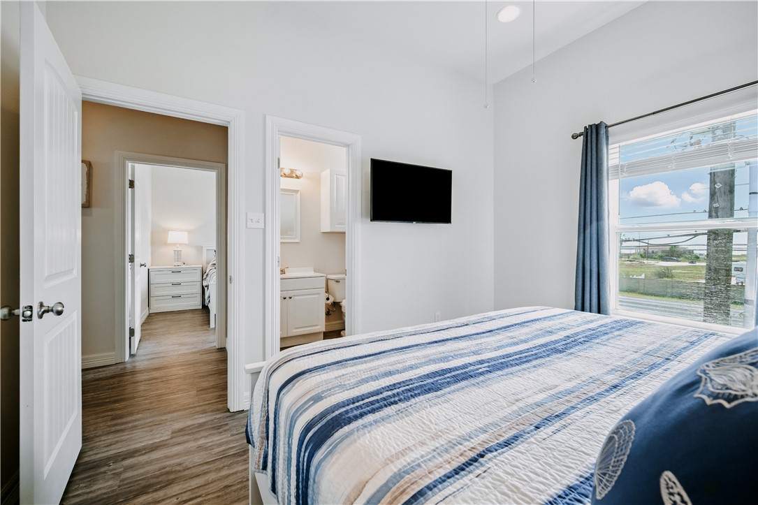 110 N Nautica Property Photo 8