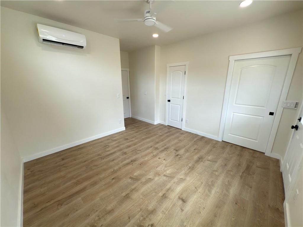 18 Poolside Circ Property Photo 6