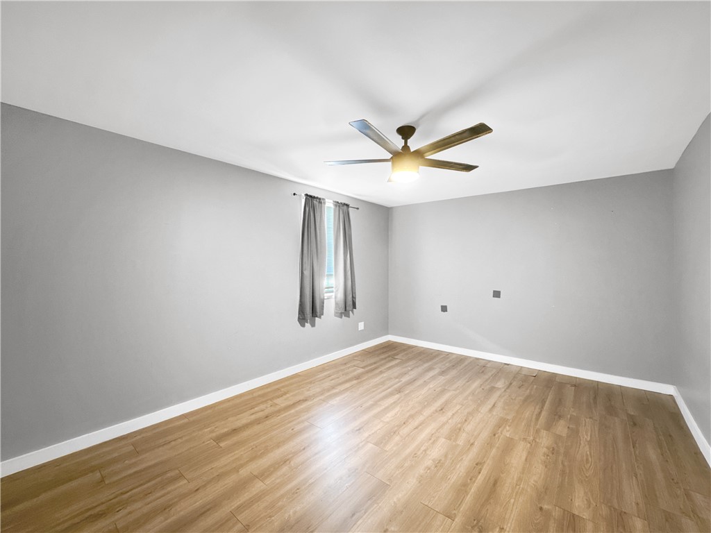 3917 Pyle Dr Property Photo 7