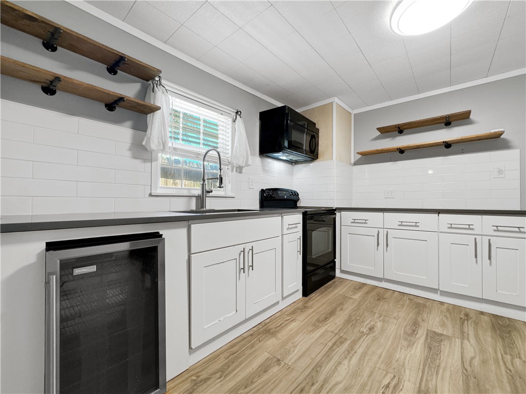 3917 Pyle Dr Property Photo 9