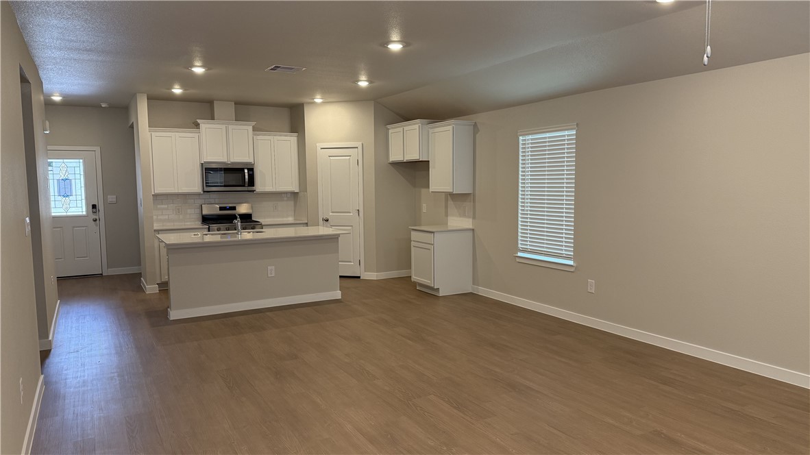 1345 Remys St Property Photo 9