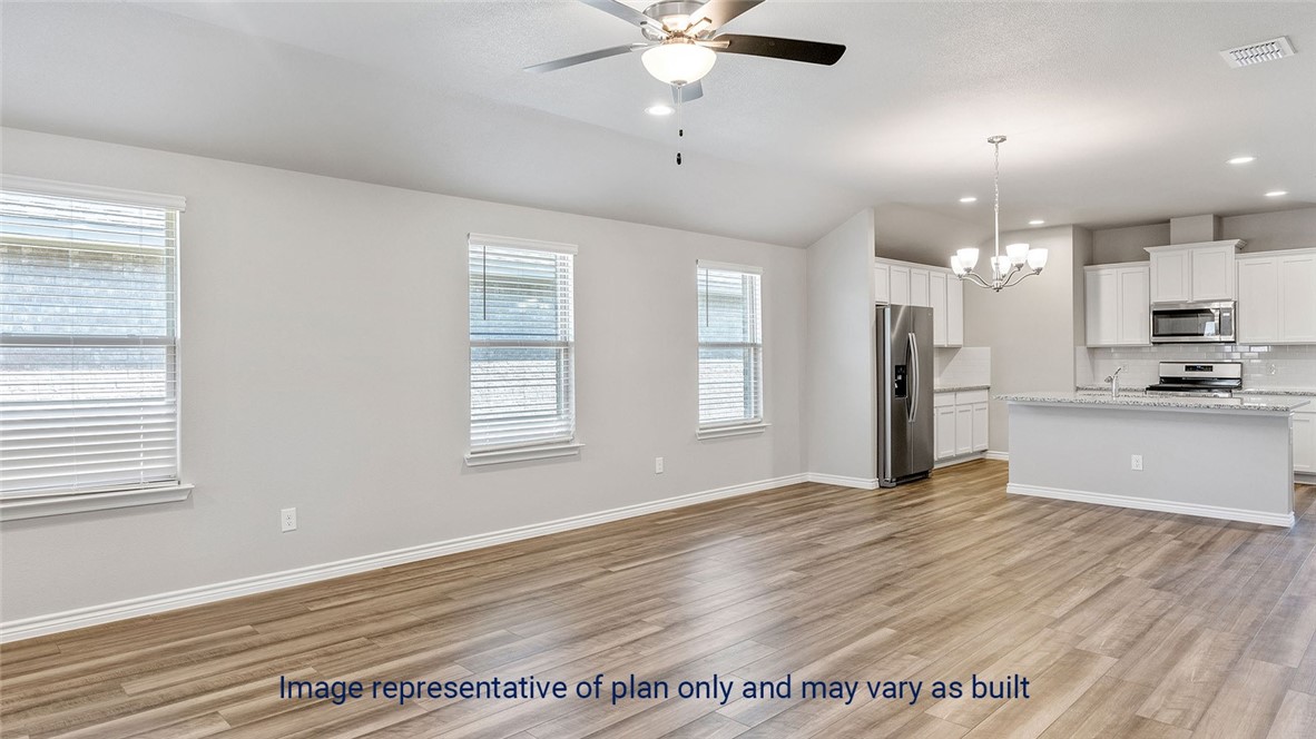 1122 Thames Chase Dr Property Photo 9