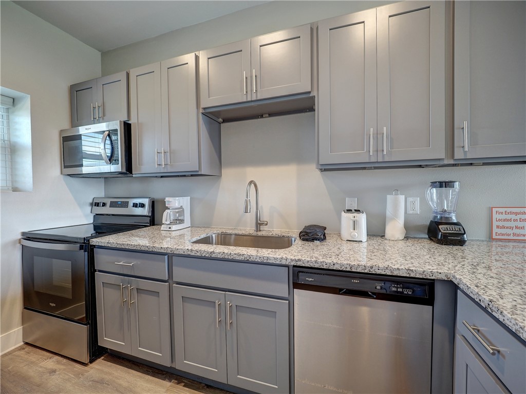 1107 Eleventh St 32 Property Photo 14