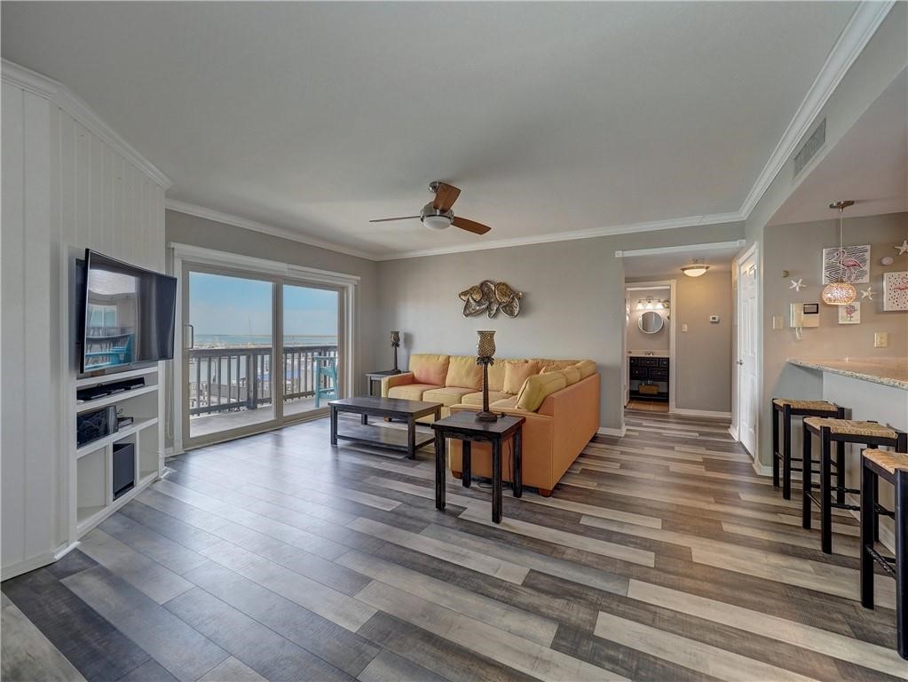 200 West Cotter Ave C3 Property Photo 11