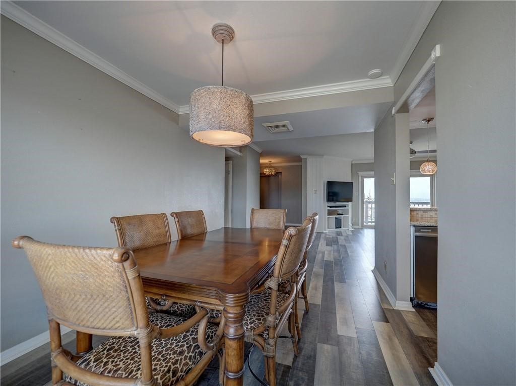 200 West Cotter Ave C3 Property Photo 14