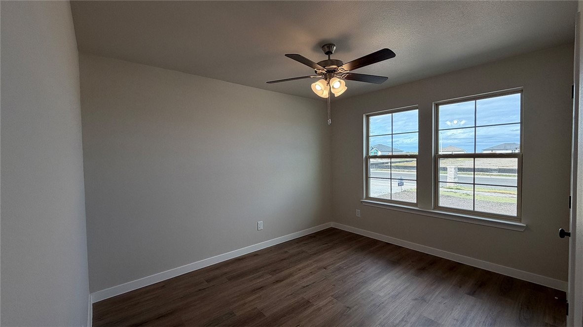 3533 Sahar Lake Dr Property Photo 18