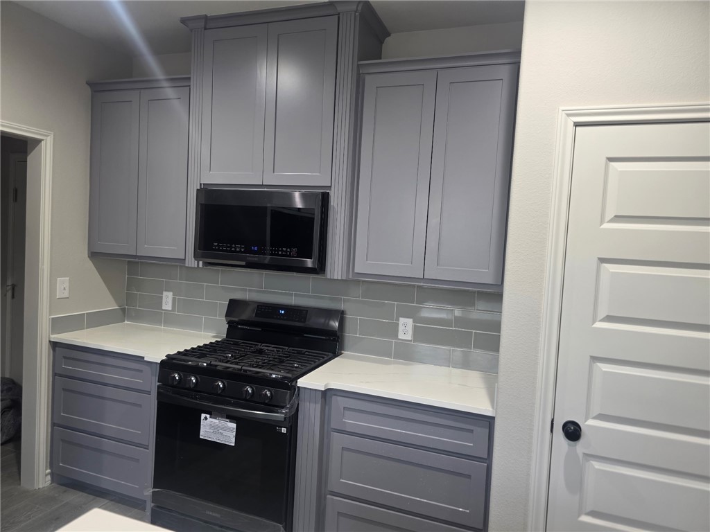 714 Mereet Dr Property Photo 8