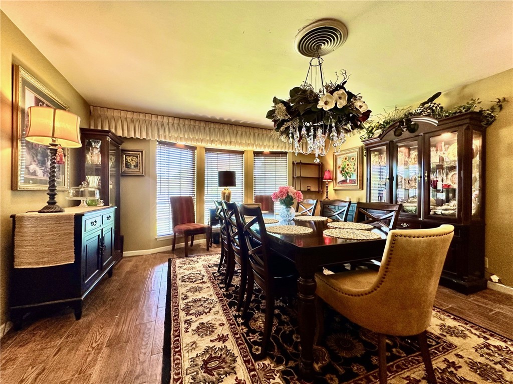 434 Troy Dr Property Photo 5