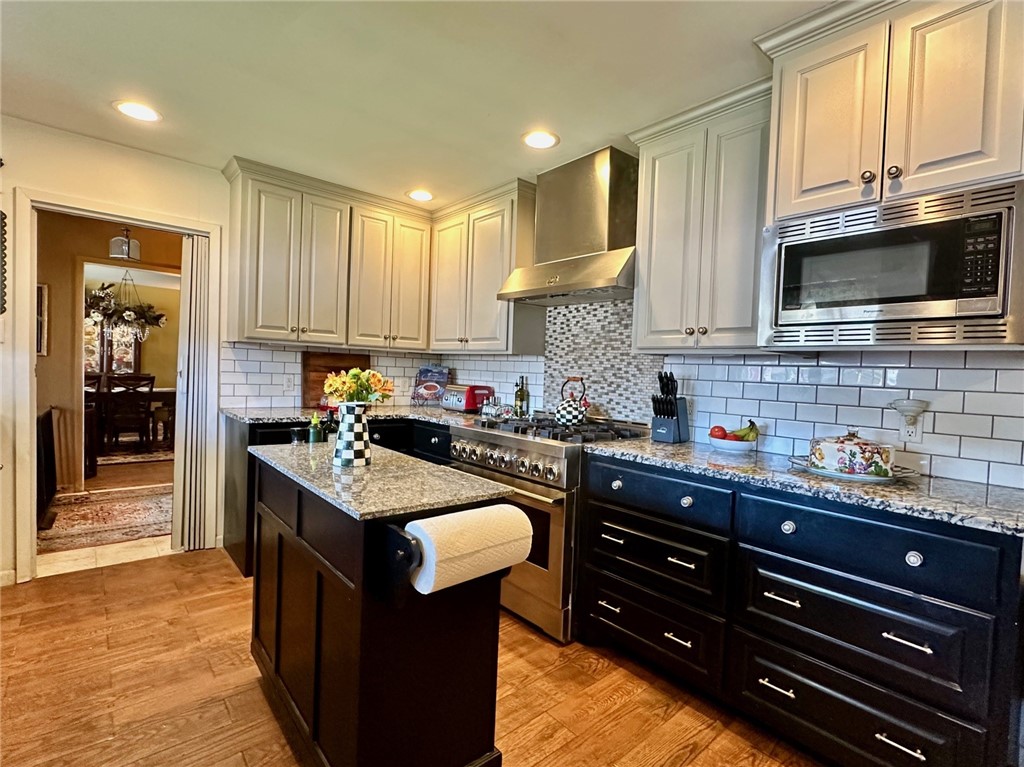 434 Troy Dr Property Photo 10