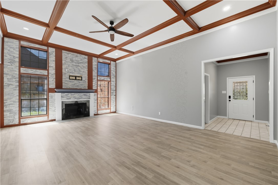 6710 Deerwood Dr Property Photo 6