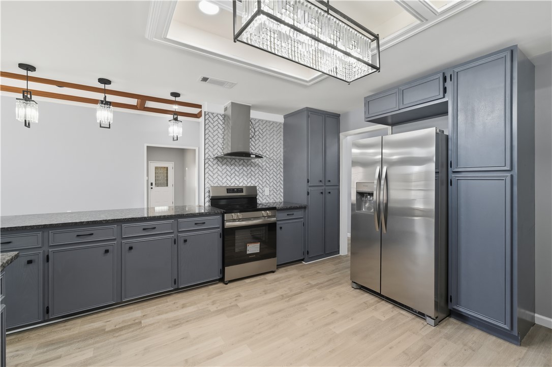 6710 Deerwood Dr Property Photo 8