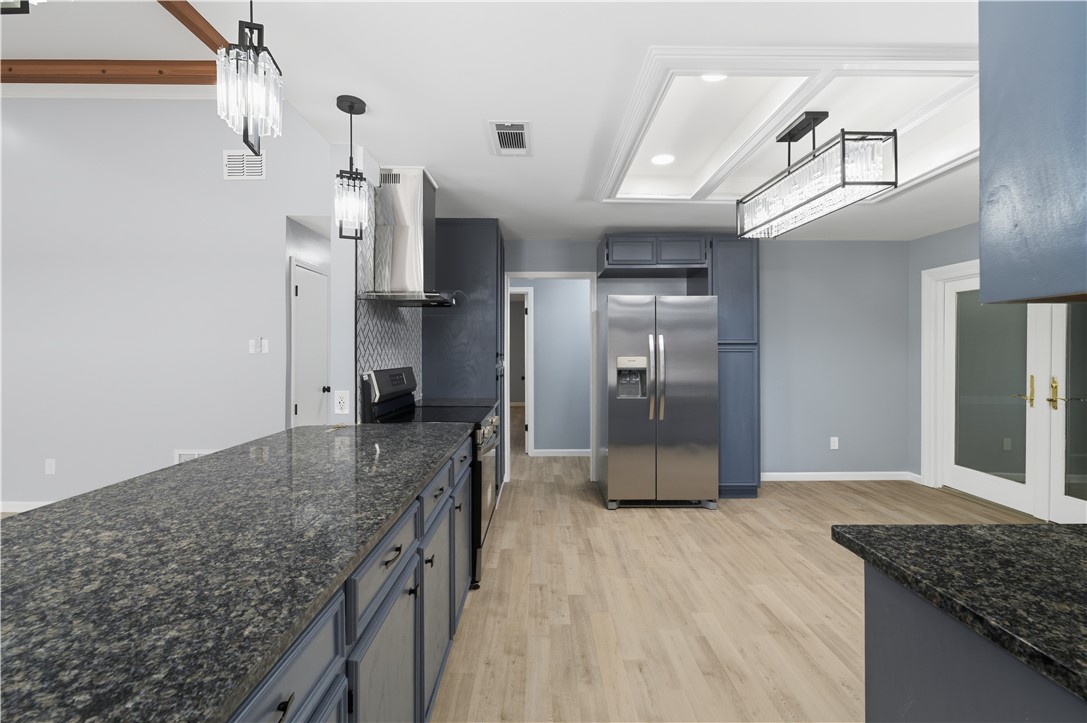 6710 Deerwood Dr Property Photo 10