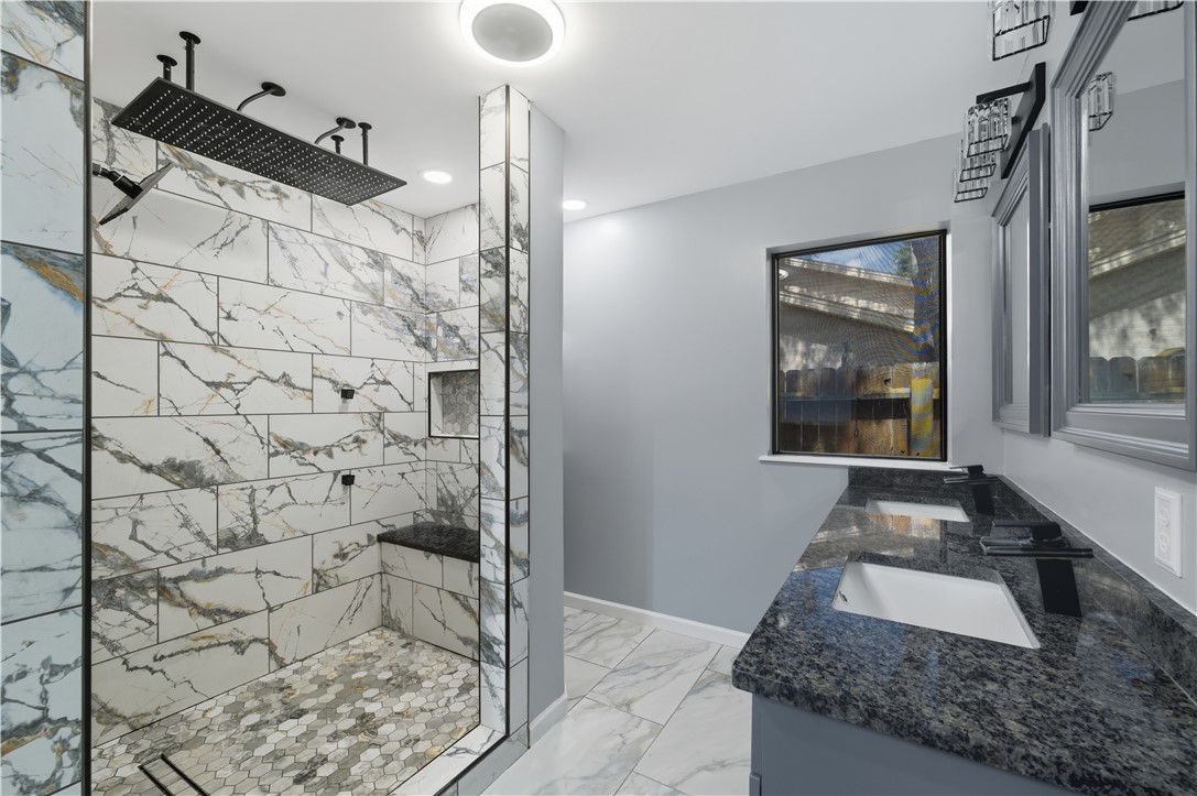 6710 Deerwood Dr Property Photo 17