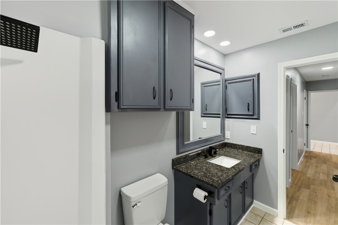 6710 Deerwood Dr Property Photo 23