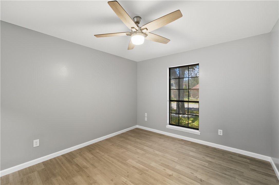 6710 Deerwood Dr Property Photo 27