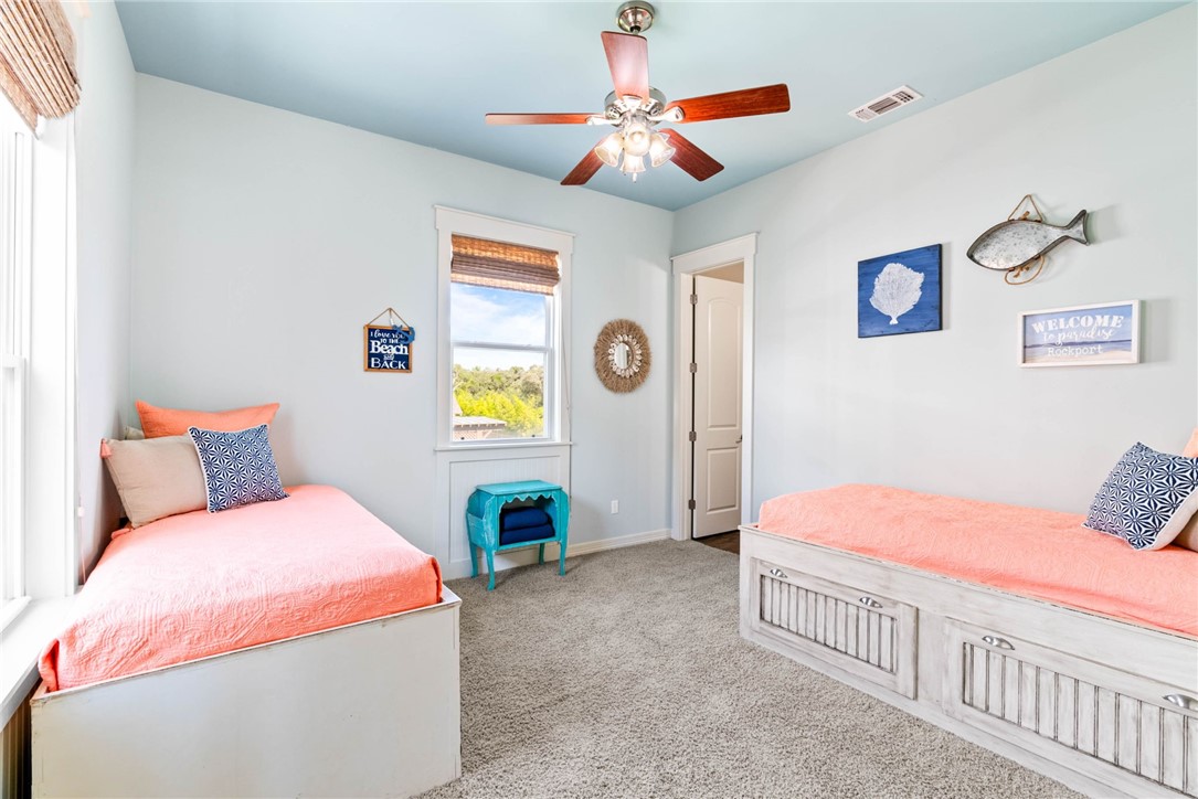 502 Sailhouse Way Property Photo 31