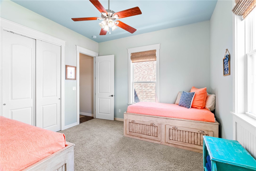 502 Sailhouse Way Property Photo 32