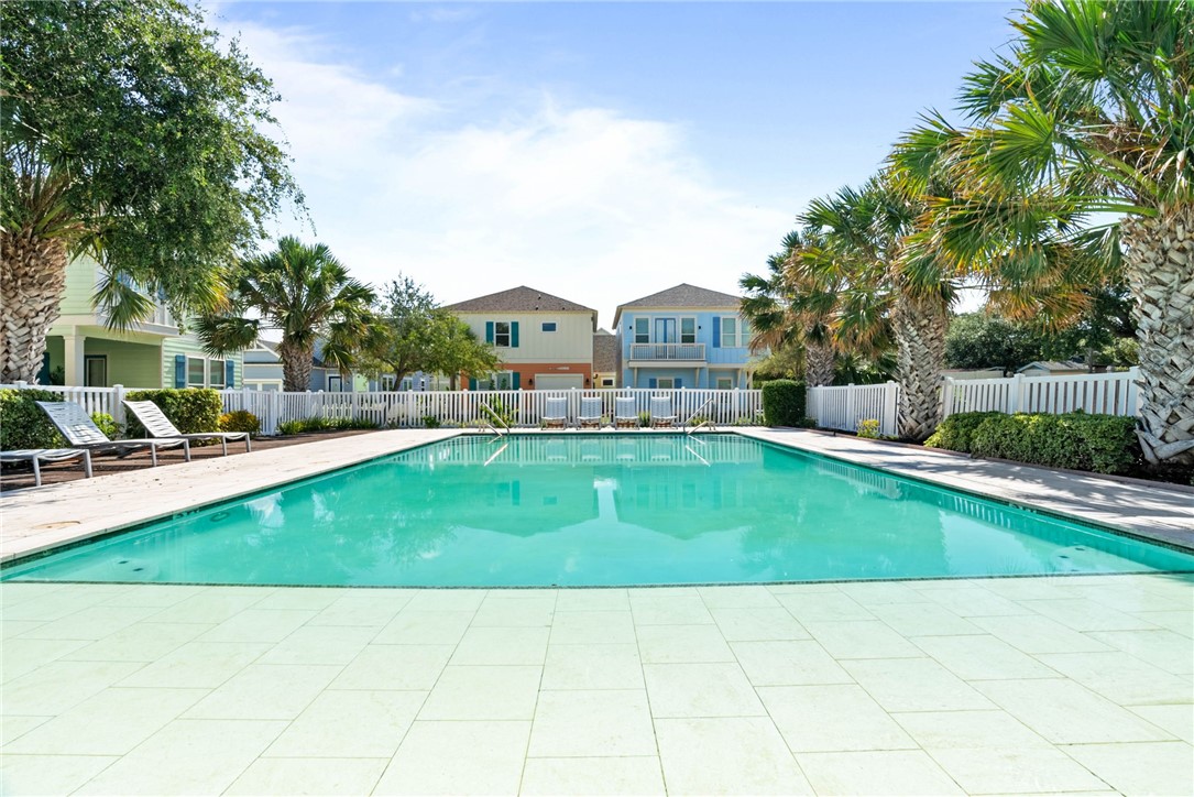 502 Sailhouse Way Property Photo 37