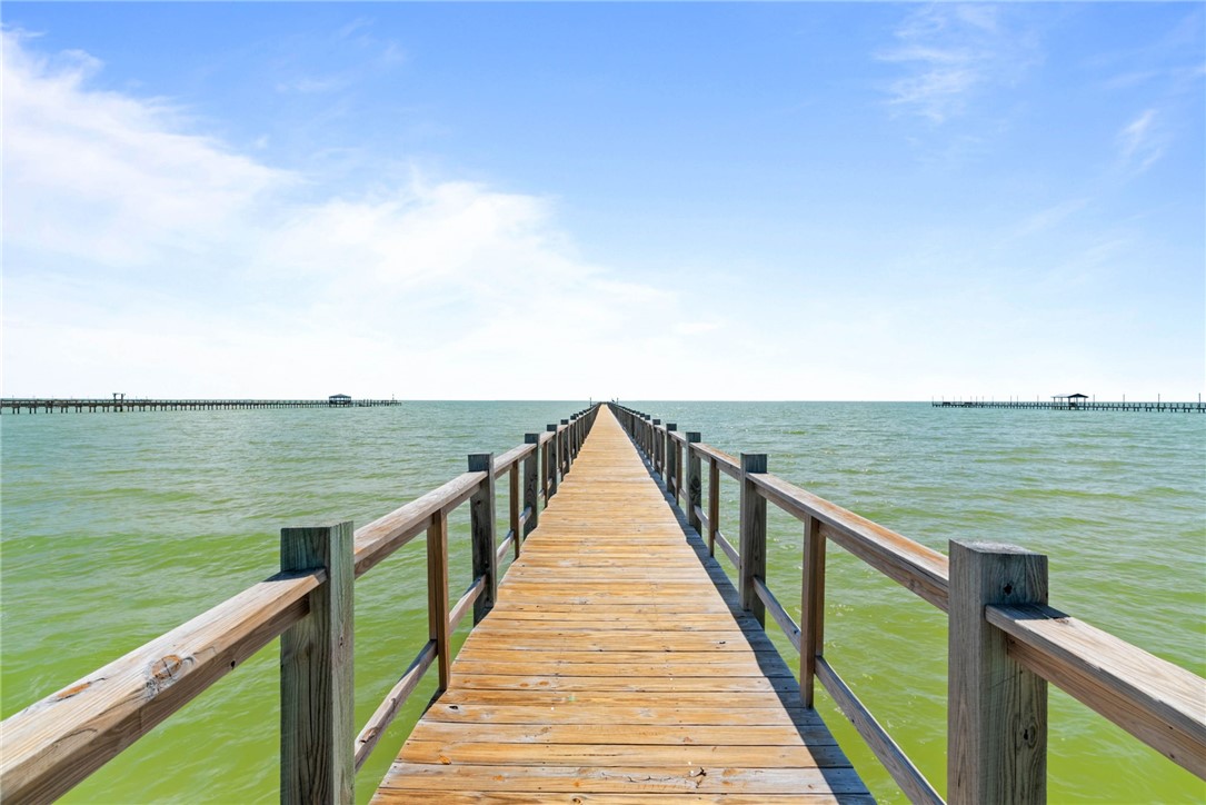 502 Sailhouse Way Property Photo 40