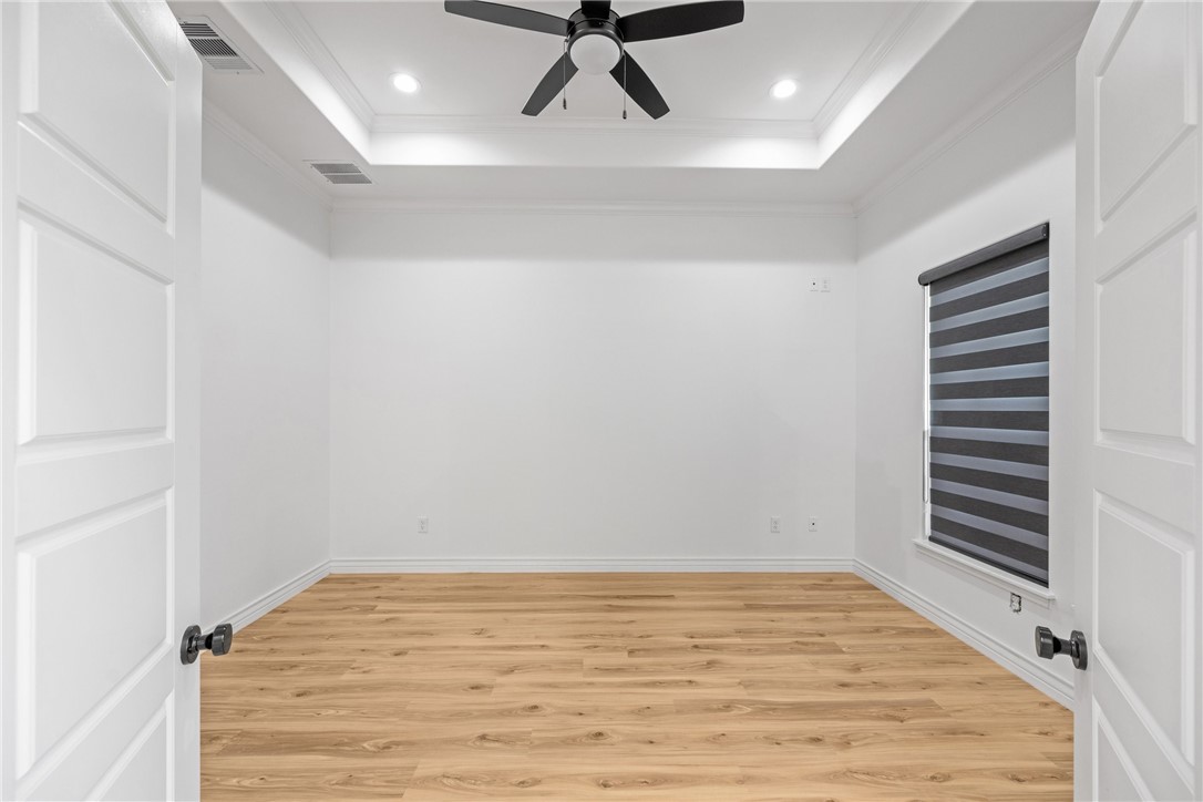 921 Santa Cruz Lane Property Photo 4