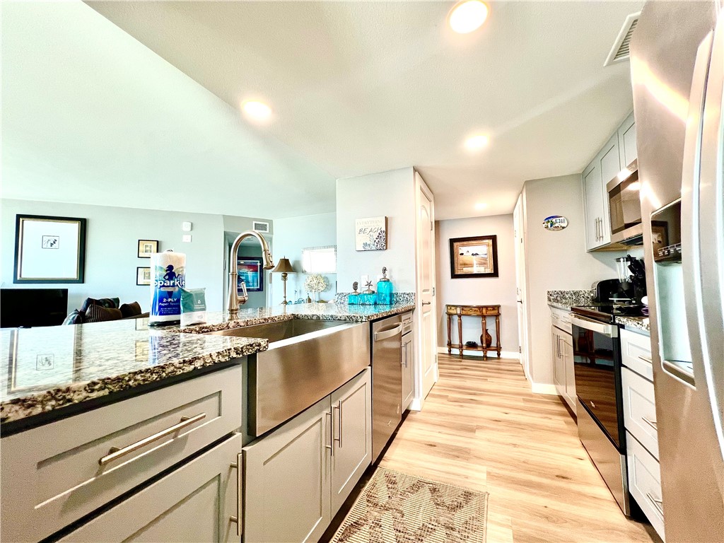 800 Sandcastle Dr 238 Property Photo 6