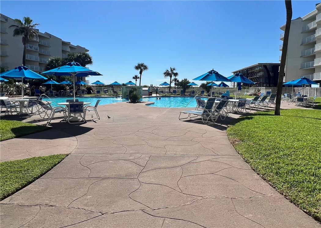 800 Sandcastle Dr 238 Property Photo 10