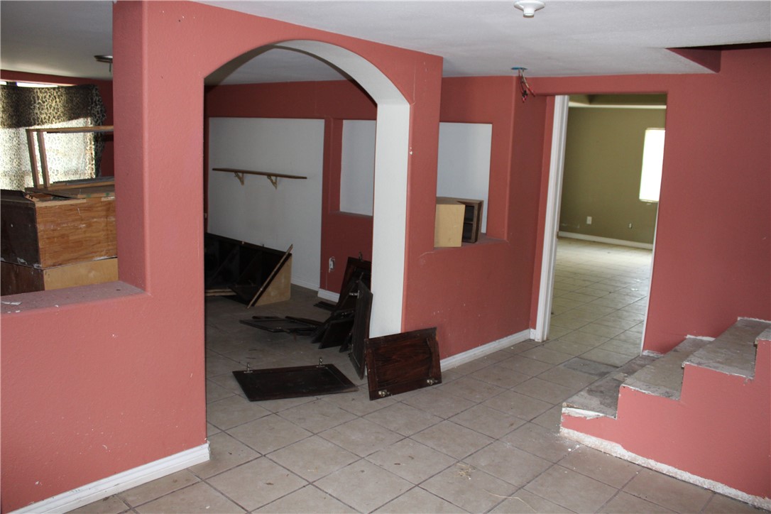 602 E Alice Property Photo 5