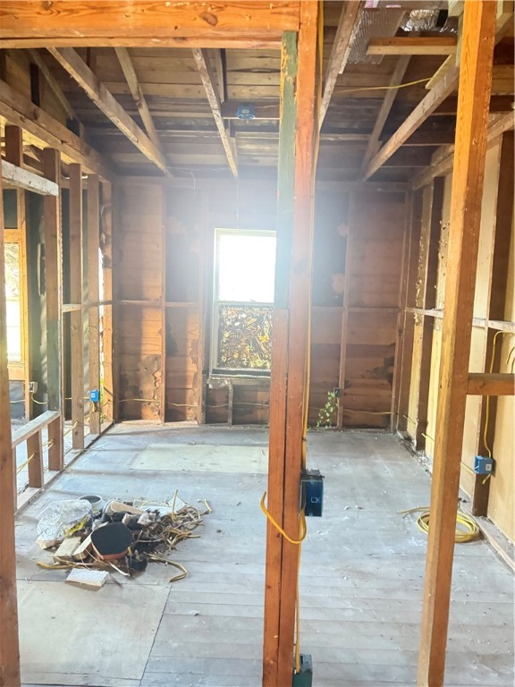 1020 Josephine St Property Photo 5