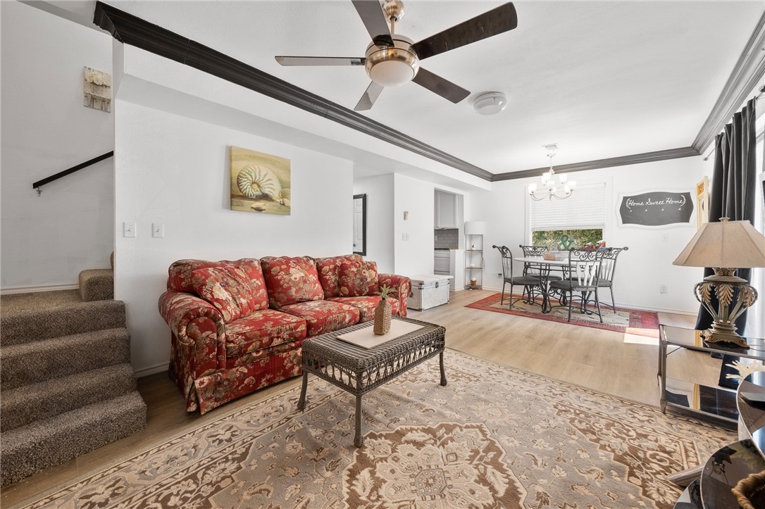 120 Retama Property Photo 18